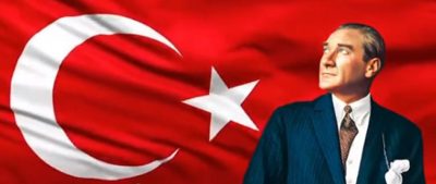 Gazi Mustafa Kemal Atatürk ve Albayrak